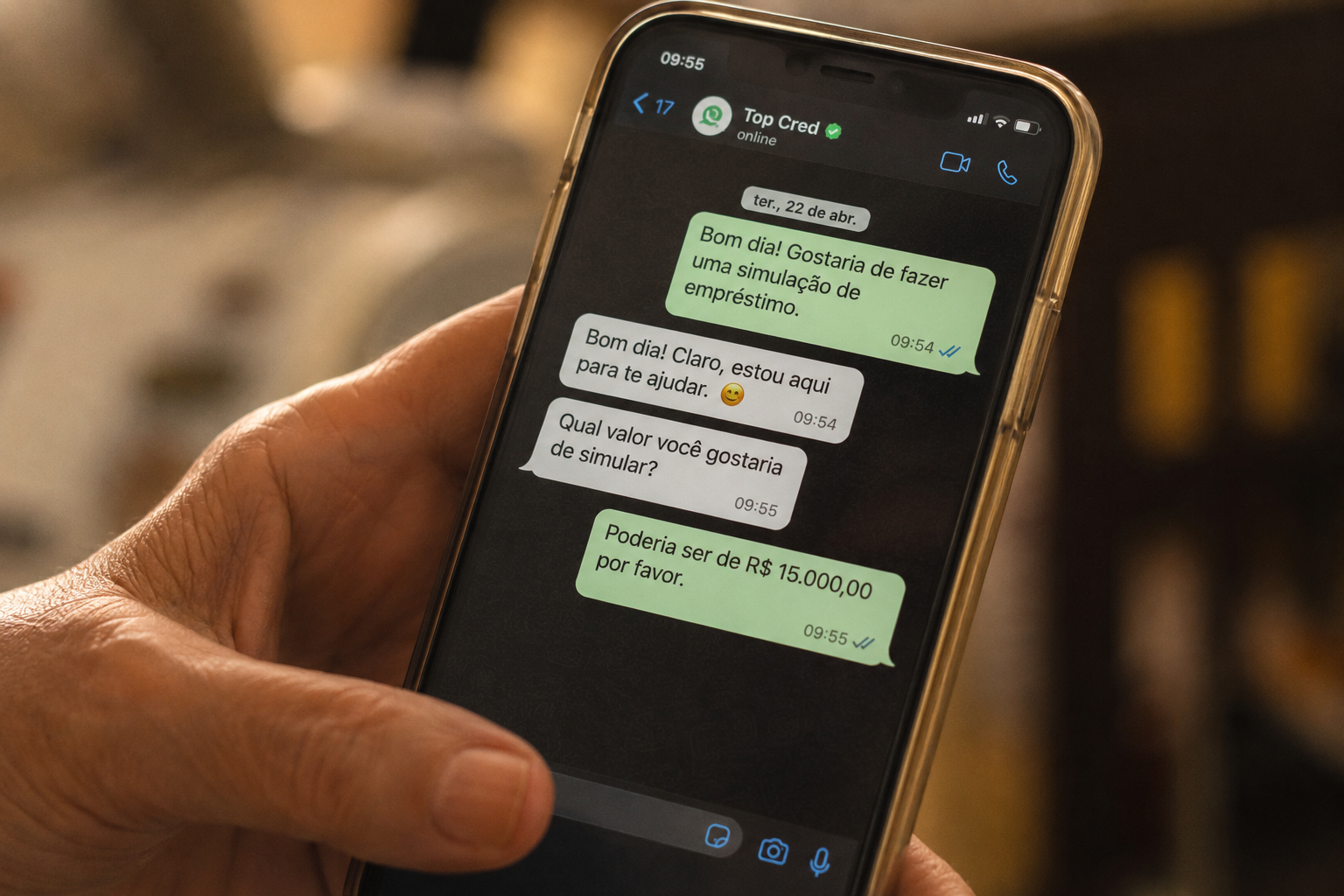 Tela de WhatsApp em conversa de atendimento Top Cred.